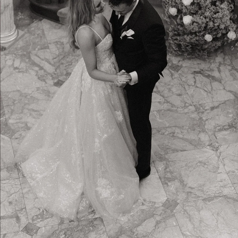 Wedding Dress - Picture 3 of 5